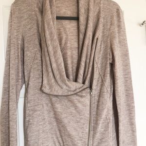 Heather Oatmeal Zip Sweater, size large